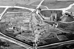 1.012det Birds Eye view of the Town and Castle, c1260